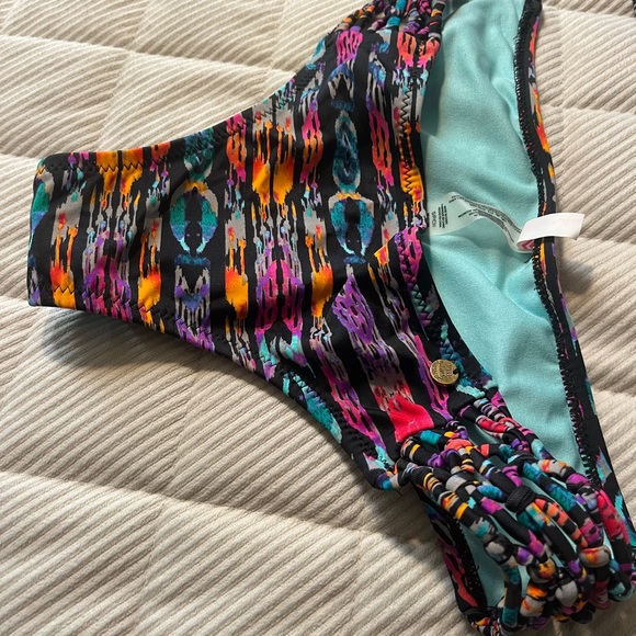 Colorful Patterned Bikini Set - Picture 2 of 4